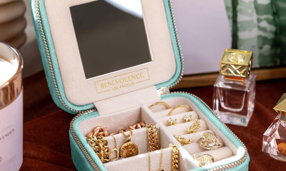 Jewellery storage box